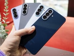 Não se espera que o sucessor do Galaxy A57 mostrado aqui receba qualquer melhoria nas câmaras.