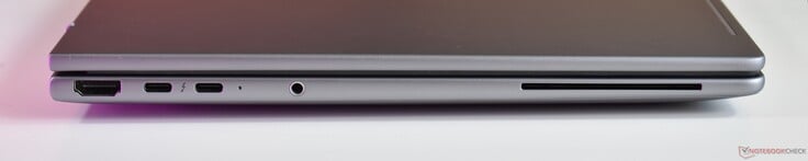 à esquerda: HDMI, 2 portas Thunderbolt 4, entrada de áudio de 3,5 mm, leitor de cartão inteligente