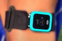 O K&#039;Watch Athlete wearable dá aos usuários acesso a seus níveis de lactato em tempo real. (Fonte de imagem: PKVitality - editado)