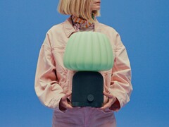 A lâmpada com alto-falante Bluetooth Kulglass combina um alto-falante e uma lâmpada em um só produto. (Fonte da imagem: IKEA)