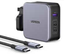 O Carregador UGreen 140W PD3.1 Nexode é compacto, aproximadamente 22% menor que seu equivalente em Apple. (Fonte de imagem: UGreen)