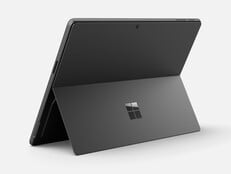 O Surface Pro 12 na cor preta.