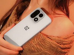 O OxygenOS 16 será totalmente revelado em 16 de outubro de 2025. Na foto: uma imagem promocional do OnePlus 15 (Fonte da imagem: OnePlus)