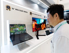 A Samsung Display apresentou um painel OLED de 16 polegadas com resolução de 2,5K para notebook, operando a até 300 Hz, o primeiro OLED para notebook a atingir essa taxa de atualização.