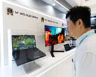 A Samsung Display apresentou um painel OLED de 16 polegadas com resolução de 2,5K para notebook, operando a até 300 Hz, o primeiro OLED para notebook a atingir essa taxa de atualização.