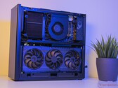 O NUC 13 Extreme é quase tão grande quanto um sistema mini ATX. 