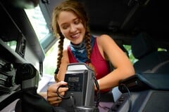 A estação de energia portátil EcoFlow Trail Plus 300 DC possui uma bateria LiFePO4 de 288 Wh (Fonte da imagem: EcoFlow)