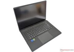 O ASUS Zephyrus M16 2021 teve uma boa pontuação em nossa revisão. (Fonte de imagem: NotebookCheck)