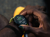 O Forerunner 965 é um dos cinco smartwatches elegíveis para experimentar a versão 26.07 no Programa Beta da Garmin. (Fonte da imagem: Garmin)