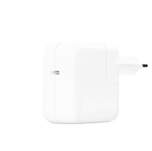A fonte de alimentação opcional de 30 watts (fonte da imagem: Apple)