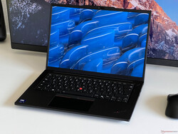 Análise do Lenovo ThinkPad P14s G5. Dispositivo de teste fornecido pelo senhor: