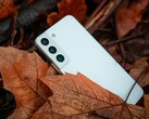 Samsung Galaxy S22 (Fonte da imagem: Joshua Katt, Unsplash)