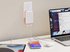 O Twelve South PlugBug com Find My também está disponível em uma Travel Edition. (Fonte da imagem: Twelve South)