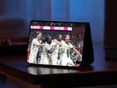 O iPhone Duo no modo de visualização flexível.