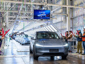 A Tesla já está enviando unidades do Model Y Juniper para entrega (Fonte da imagem: Tesla/X)