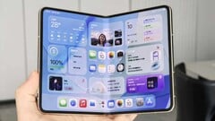 Modelo não oficial do iPhone Ultra.