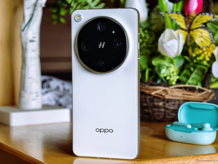 Análise do Oppo Find X9 Ultra branco