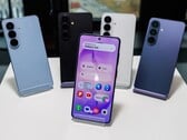 A Samsung poderia adquirir OLEDs do Galaxy S27 na China, ao contrário do Galaxy S26 mostrado aqui.
