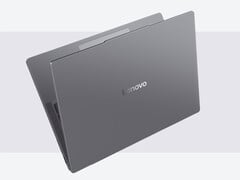 O Xiaoxin 14 SE poderá em breve estar amplamente disponível com a marca IdeaPad Slim 3 fora da China. Na foto: a parte superior do laptop.