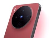 O Vivo X300E será maior do que o Vivo X300 (na foto)