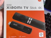 O Xiaomi TV Stick 4K (2ª geração) em carne e osso. (Fonte da imagem: Aliexpress)