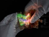 O mostrador de micro-LED extensível da Royale pode sofrer muitos abusos. (Fonte de imagem: Royale)