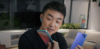 Carl Pei com dois protótipos OnePlus Nord. (Fonte da imagem: MKBHD)