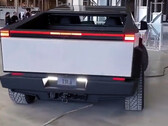 O novo design traseiro do Cybertruck (imagem: S3XY Astro)
