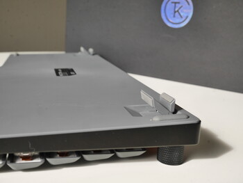 Fundo do gabinete do Keychron K15 Max