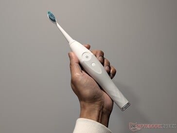 Escova de dentes UMMA Diamond Sonic na cor London Fog.