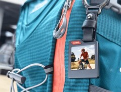 O PhotoTag é um rastreador com tela de tinta eletrônica (Fonte da imagem: PhotoTag)