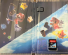 A arte interna com o cartucho do Switch do pacote Super Mario Galaxy 1+2 (fonte da imagem: ForeverPhysical X)