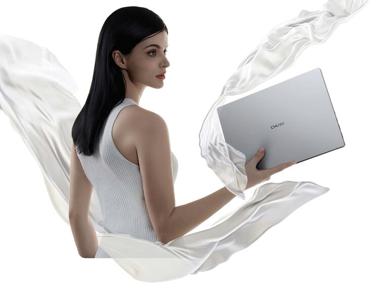 O CoreBook Air 226V é relativamente compacto