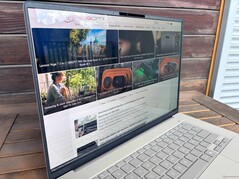 Ao ar livre (dia claro, sem luz solar direta)