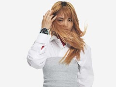 O Watch 3 Pro da CMF by Nothing (na foto) agora está disponível em verde-claro. (Fonte da imagem: CMF by Nothing)