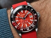 Os compradores interessados no Kronosti Strata GMT têm à disposição amplas opções de personalização.