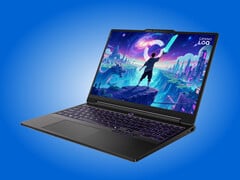 O LOQ Essential 15IPH11 possui um corpo de plástico.