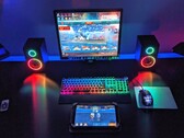 Mesa de jogos Genesis Holm 510 RGB com alto-falantes Helium 300BT ARGB e teclado Thor 400 RGB (Fonte: Própria)