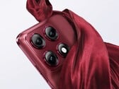 O Motorola Edge 70 Pro+ estará disponível em três cores, incluindo o vermelho.