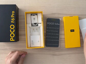 O unboxing do POCO F6 Pro confirma que ele é uma reformulação do Redmi K70 (Fonte da imagem: r/PocoPhones)