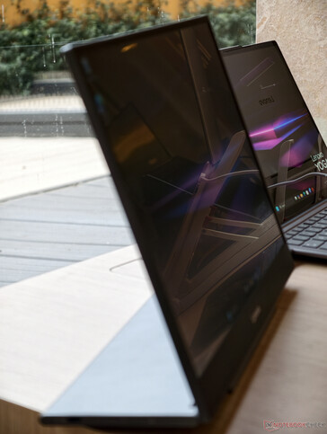 Design fino do monitor portátil