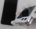 Um hands-on do "modeloGalaxy Z Flip". (Fonte: SlashLeaks)