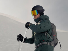 A última atualização estável da Garmin para o Fenix 8 inclui quase 100 mudanças. (Fonte da imagem: Garmin)