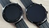 esquerda: realme Watch S, direita: realme Watch S Pro