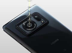 O Sharp Aquos R6 possui um sensor de câmera maciço de 1 polegada sintonizado por Leica. (Imagem: Sharp)