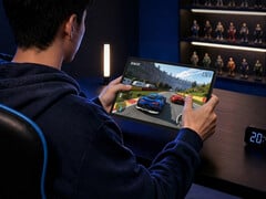O novo tablet para jogos de 11 polegadas tem um preço inicial de varejo de cerca de US$ 456. Na foto: uma imagem promocional mostrando o Y900 11 rodando um jogo.