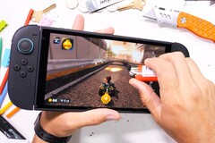 Além da tela que pode ser facilmente arranhada, o Nintendo Switch 2 parece ser bem construído (Fonte da imagem: JerryRigEverything)