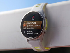 O Forerunner 970 já recebeu sua segunda atualização estável v15.xx. (Fonte da imagem: Garmin)