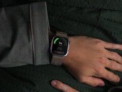 O Huawei Watch D3 também possui certificação IP68 contra a entrada de poeira e água.