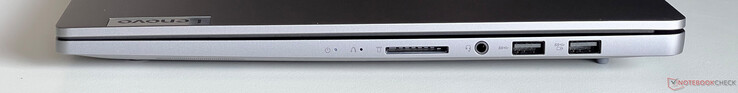 À direita: Leitor de cartão SD, áudio de 3,5 mm, USB-A 3.2 Gen 1 (5 GBit/s), USB-A 3.2 Gen 1 (5 Gbit/s, alimentado)
